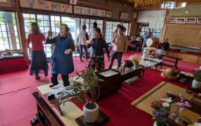 踊って楽しんでいます💛